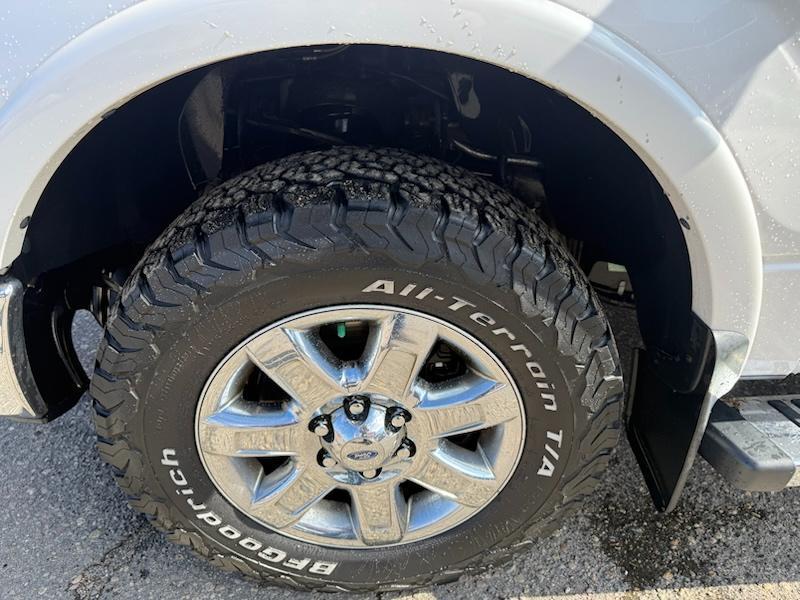 Ford F-150 4WD SuperCrew 145" Lariat 2013