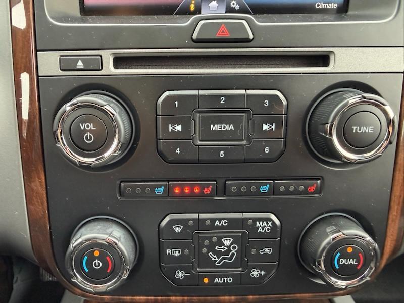 Ford Expedition EL Platinum 4WD 2015