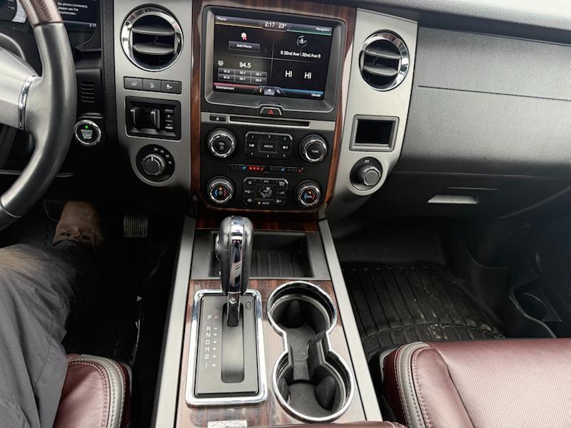 Ford Expedition EL Platinum 4WD 2015