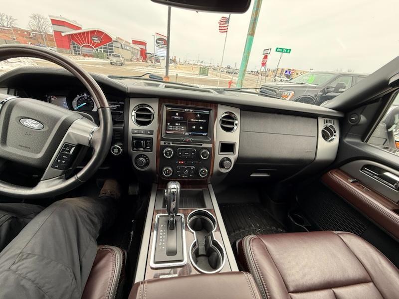 Ford Expedition EL Platinum 4WD 2015