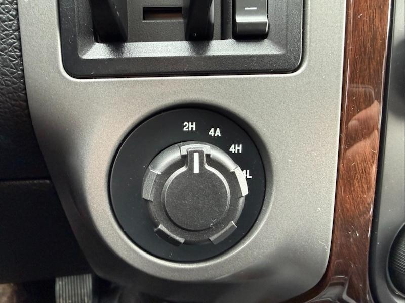 Ford Expedition EL Platinum 4WD 2015