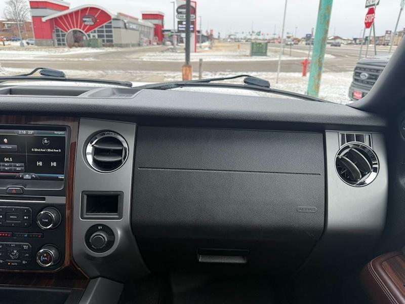 Ford Expedition EL Platinum 4WD 2015