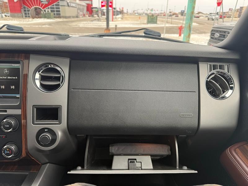 Ford Expedition EL Platinum 4WD 2015