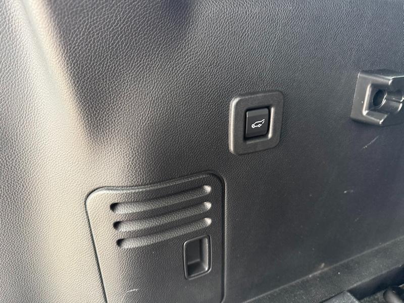 Ford Expedition EL Platinum 4WD 2015