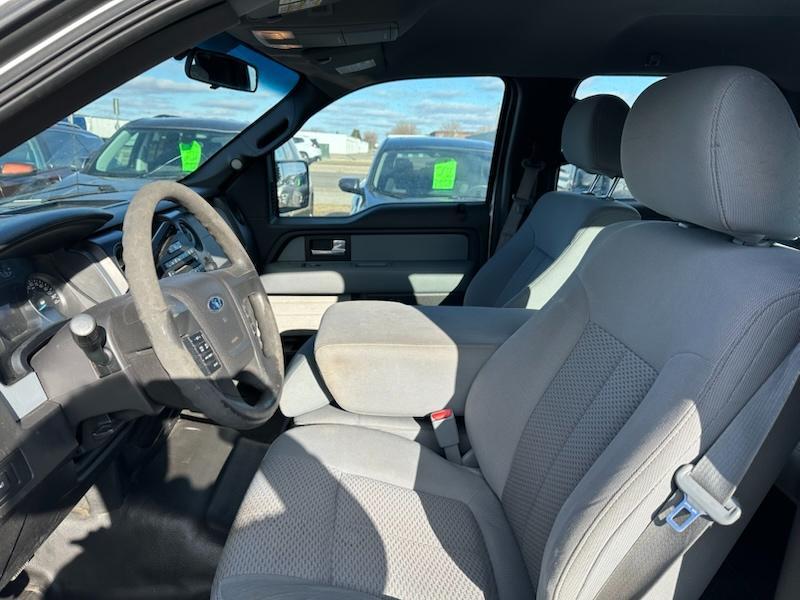 Ford F-150 XL SuperCrew 4WD 2014