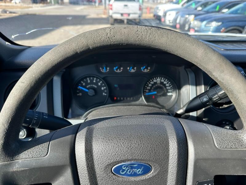 Ford F-150 XL SuperCrew 4WD 2014