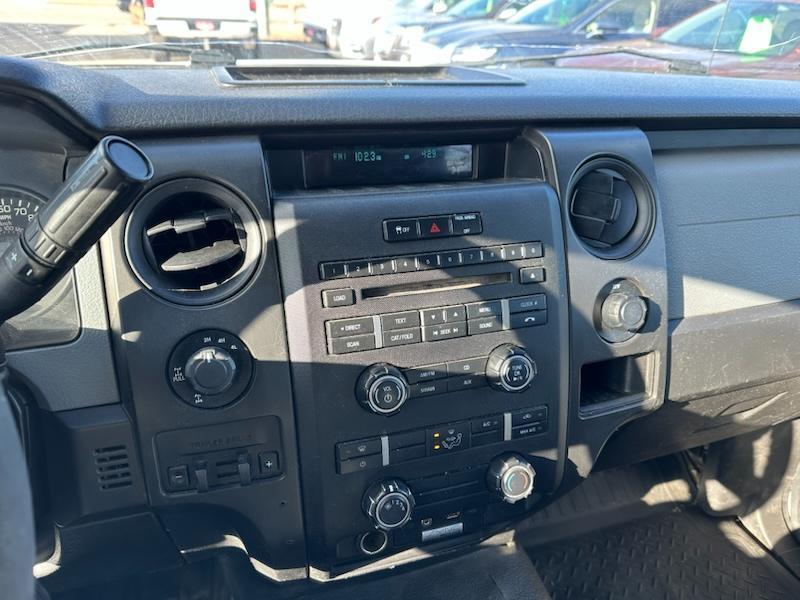 Ford F-150 XL SuperCrew 4WD 2014