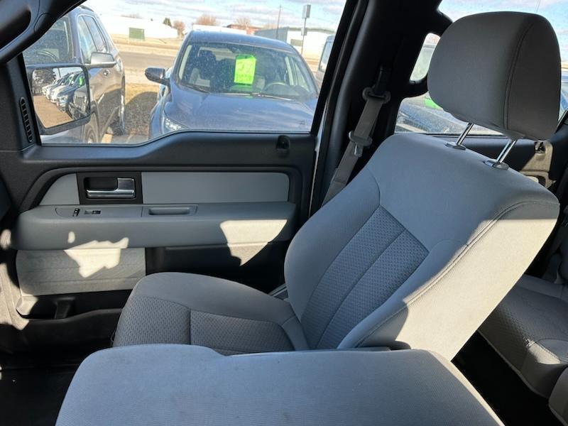 Ford F-150 XL SuperCrew 4WD 2014