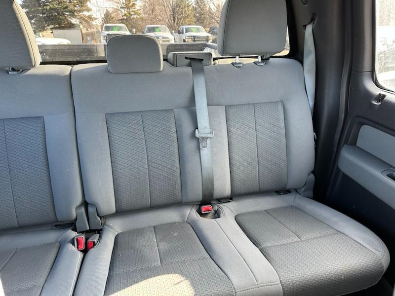 Ford F-150 XL SuperCrew 4WD 2014