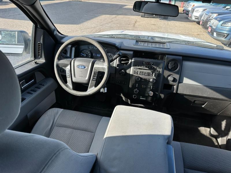 Ford F-150 XL SuperCrew 4WD 2014