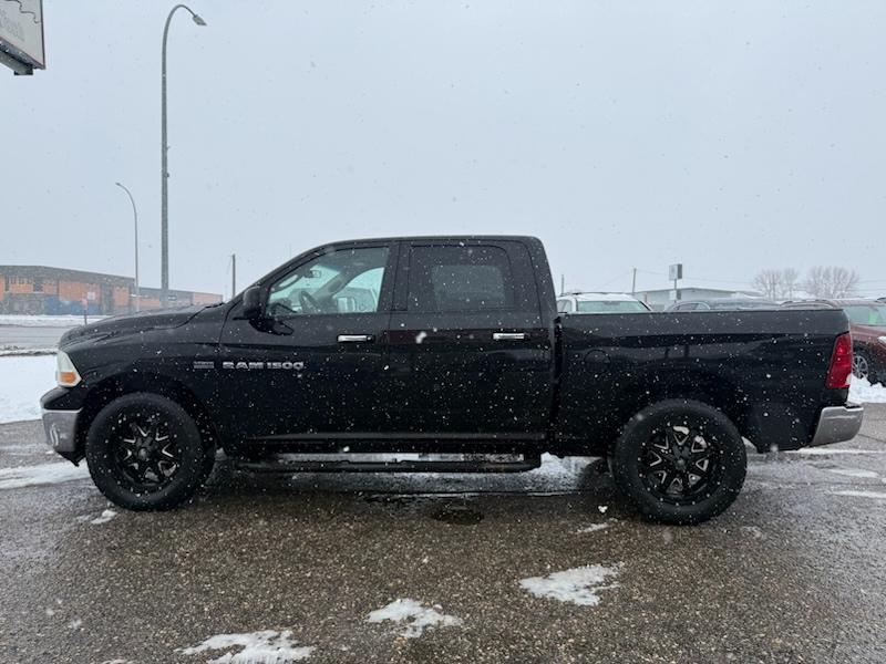 RAM 1500 SLT Crew Cab 4WD 2012