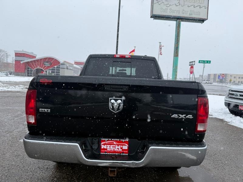 RAM 1500 SLT Crew Cab 4WD 2012