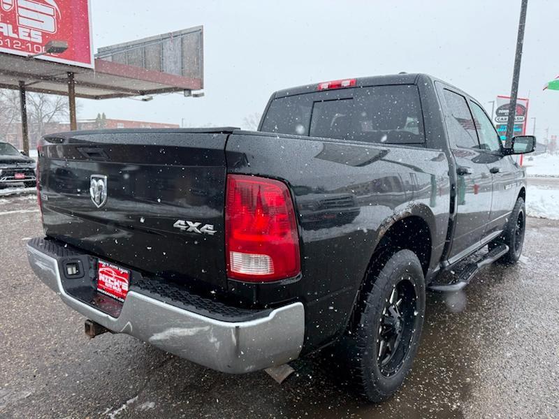 RAM 1500 SLT Crew Cab 4WD 2012