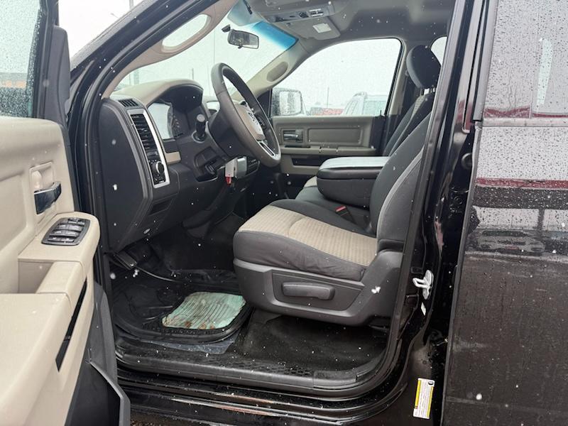 RAM 1500 SLT Crew Cab 4WD 2012