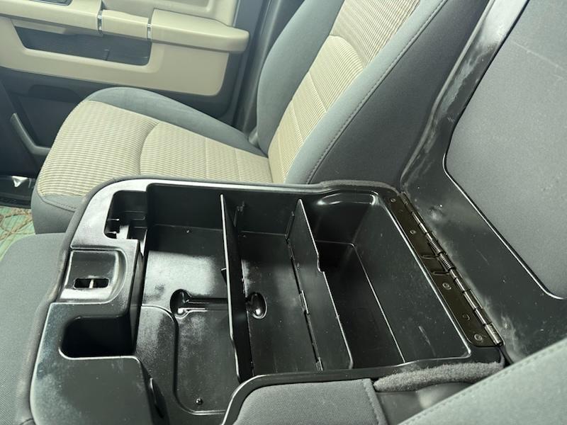 RAM 1500 SLT Crew Cab 4WD 2012