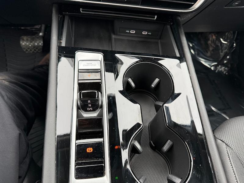 Volkswagen Atlas SE w/Technology 4MOTION 2024