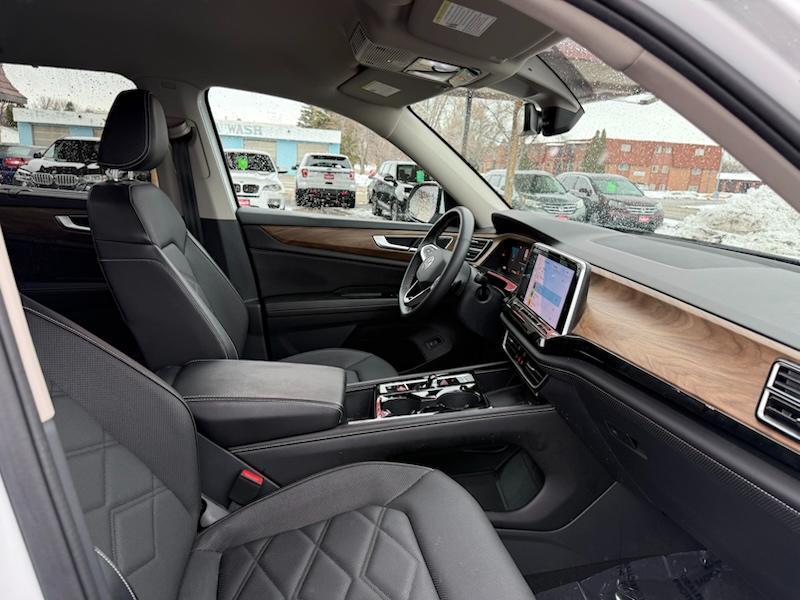 Volkswagen Atlas SE w/Technology 4MOTION 2024