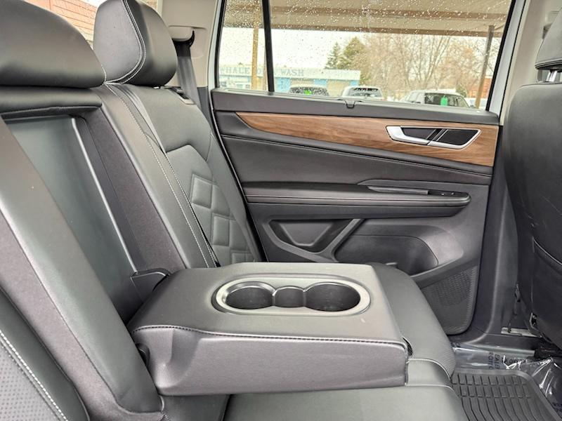 Volkswagen Atlas SE w/Technology 4MOTION 2024