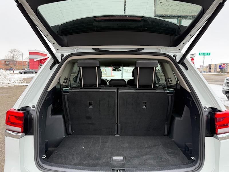 Volkswagen Atlas SE w/Technology 4MOTION 2024