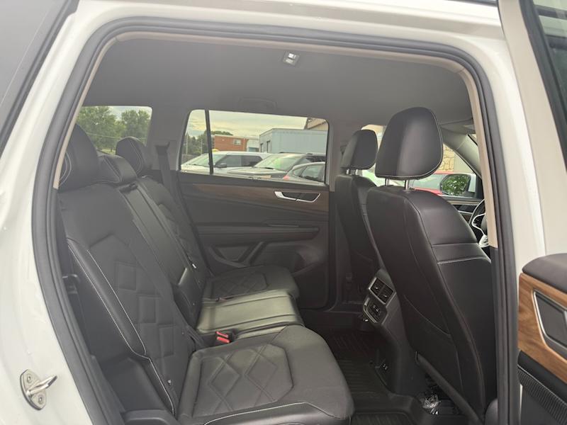 Volkswagen Atlas SE w/Technology 4MOTION 2024
