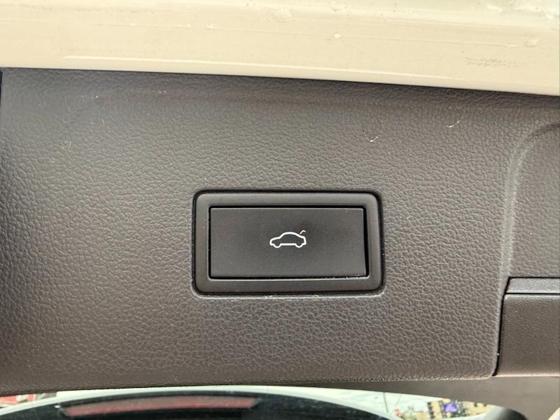 Volkswagen Atlas SE w/Technology 4MOTION 2024