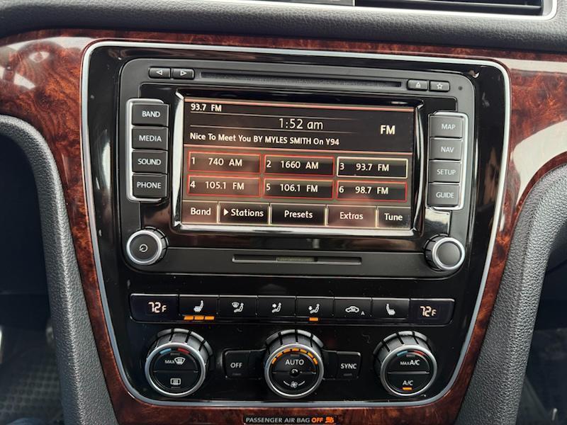 Volkswagen Passat 2.0L TDI SEL Premium 2013