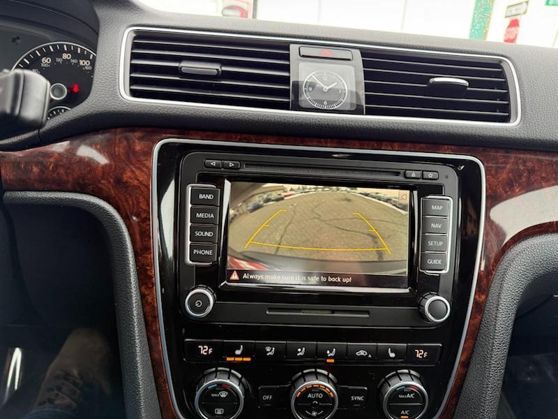 Volkswagen Passat 2.0L TDI SEL Premium 2013