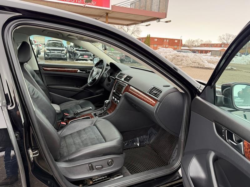 Volkswagen Passat 2.0L TDI SEL Premium 2013