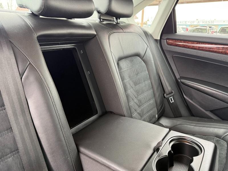 Volkswagen Passat 2.0L TDI SEL Premium 2013