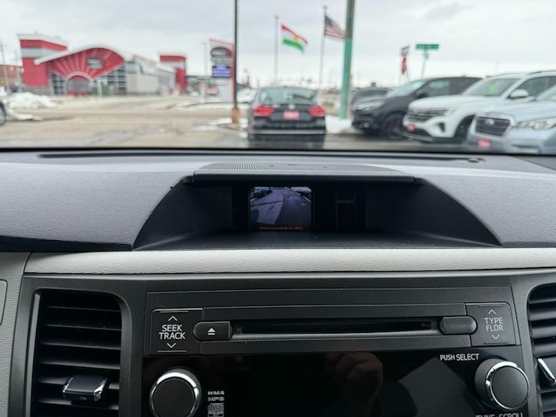 Toyota Sienna LE FWD 8-Passenger V6 2013