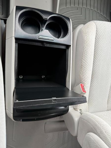 Toyota Sienna LE FWD 8-Passenger V6 2013