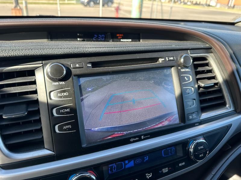 Toyota Highlander XLE AWD V6 2015