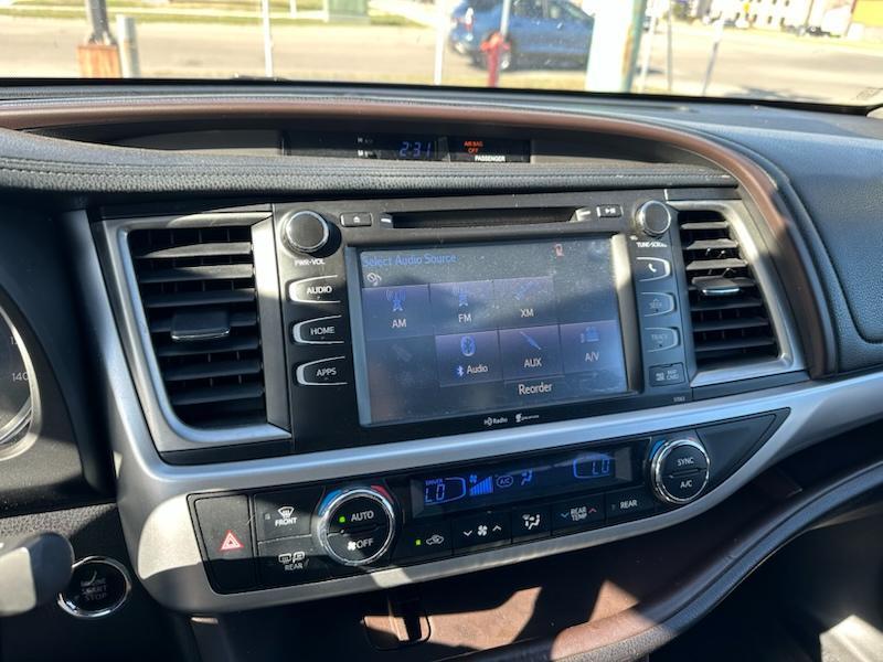 Toyota Highlander XLE AWD V6 2015