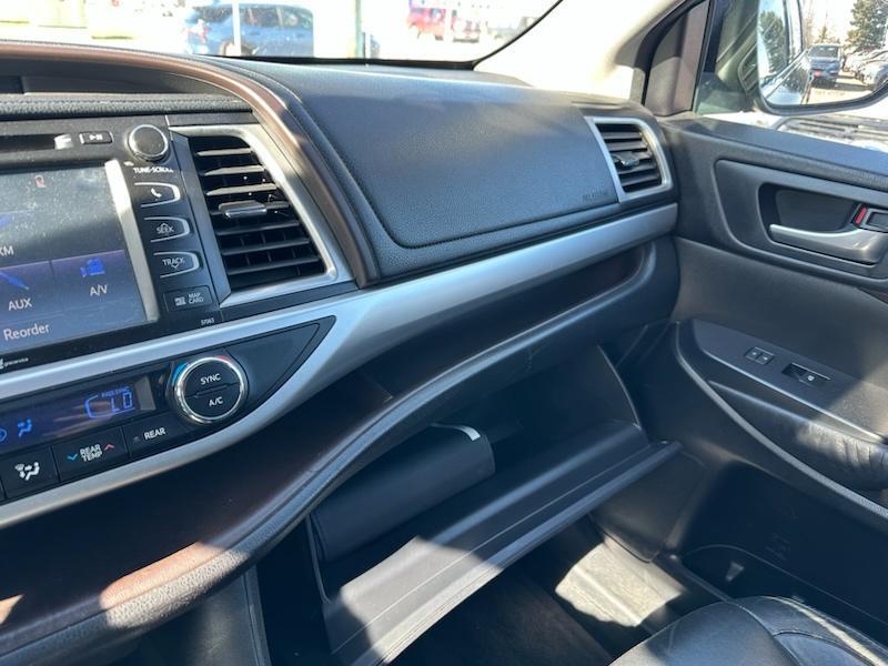 Toyota Highlander XLE AWD V6 2015