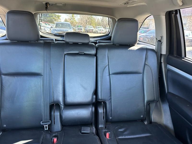 Toyota Highlander XLE AWD V6 2015