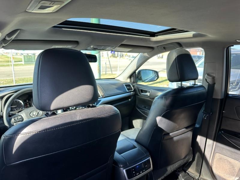 Toyota Highlander XLE AWD V6 2015