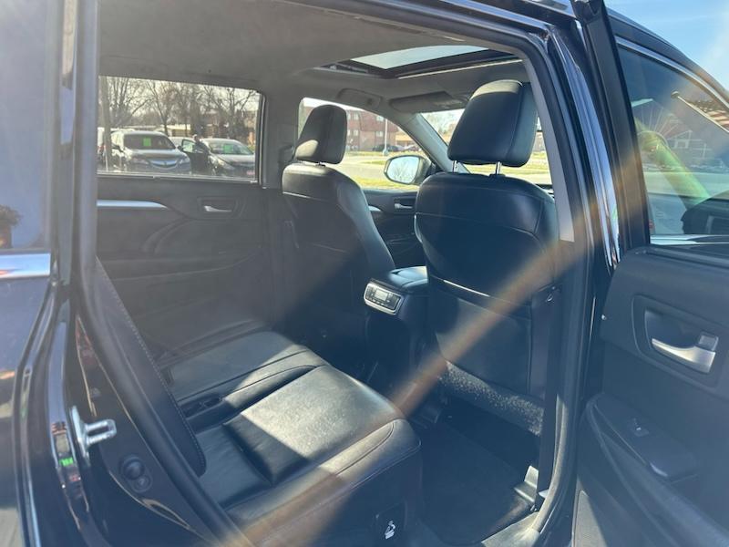 Toyota Highlander XLE AWD V6 2015