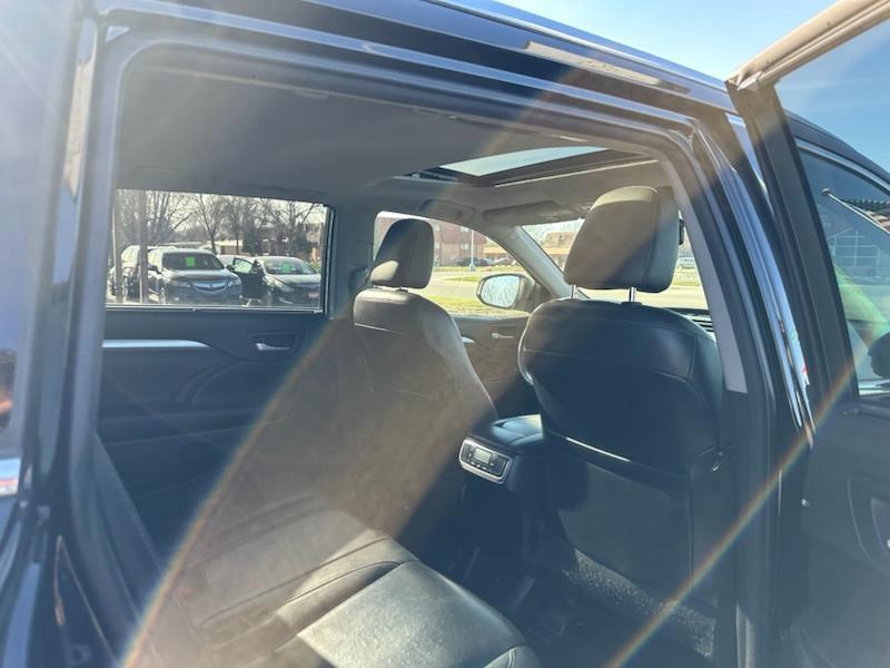 Toyota Highlander XLE AWD V6 2015