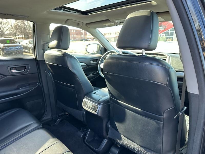 Toyota Highlander XLE AWD V6 2015