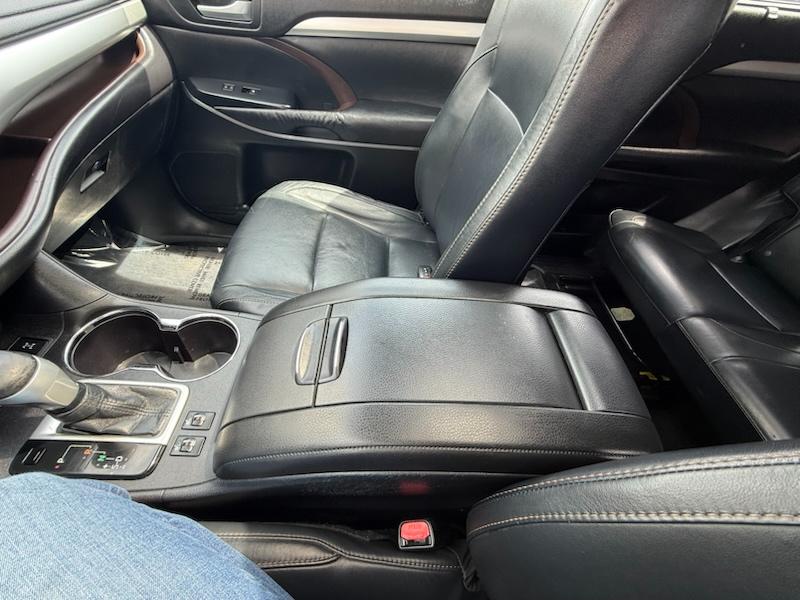 Toyota Highlander XLE AWD V6 2015