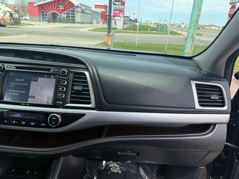Toyota Highlander XLE AWD V6 2015