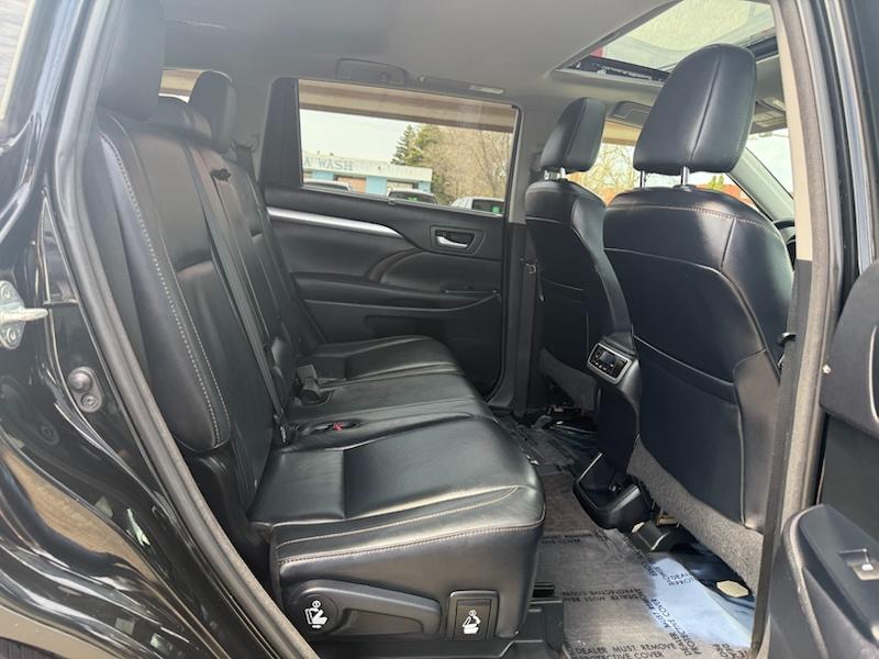 Toyota Highlander XLE AWD V6 2015