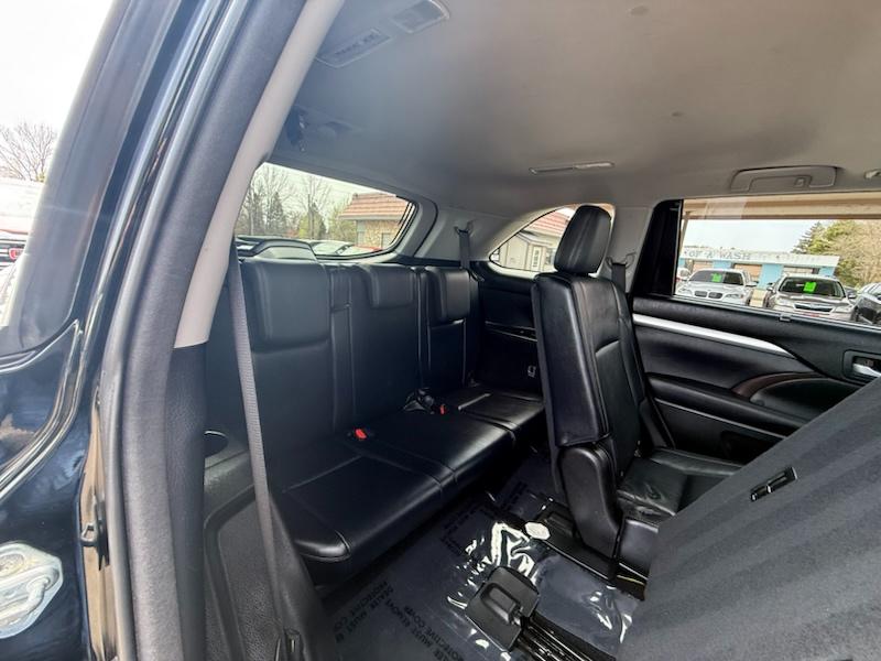 Toyota Highlander XLE AWD V6 2015