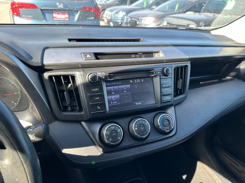 Toyota RAV4 LE AWD 2016