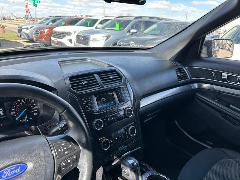 Ford Explorer XLT 4WD 2018