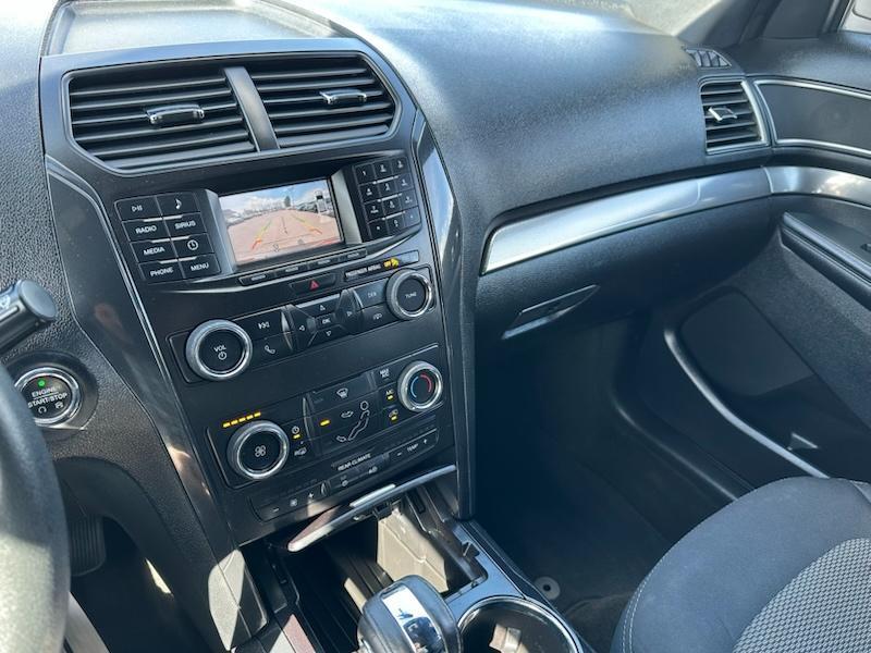 Ford Explorer XLT 4WD 2018