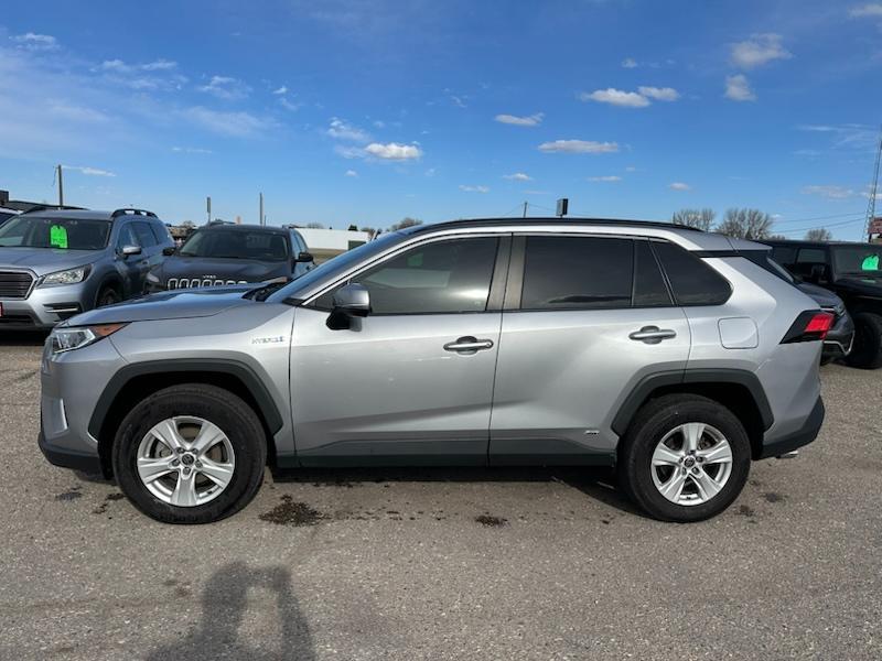 Toyota RAV4 Hybrid XLE 2021