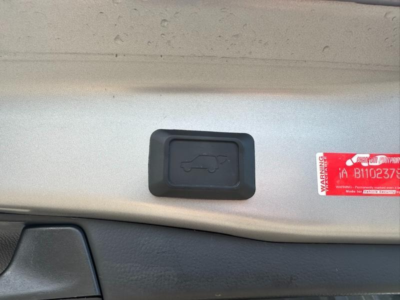 Toyota RAV4 Hybrid XLE 2021