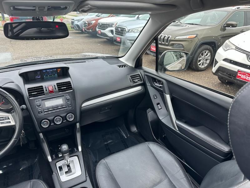 Subaru Forester 2.5i Limited 2014