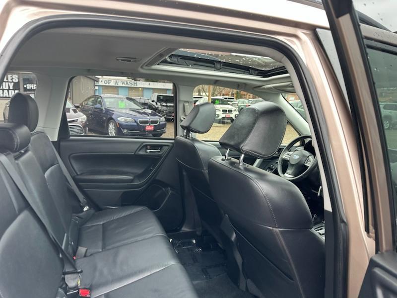 Subaru Forester 2.5i Limited 2014